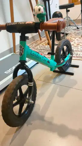 Push bike merek LONDON TAXI