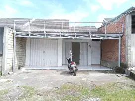 Dijual Rumah Toko Komplek Perumahan PT. Varindo