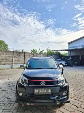 Rush 2017 S TRD ultimo manual. Km 111rb antik
