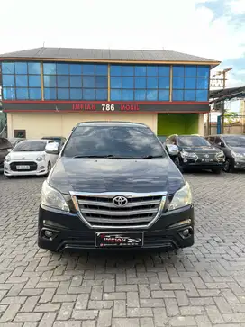 TDP 35JT Toyota Innova 2.5 G Diesel A/T Hitam 2013 rush crv hrv avanza
