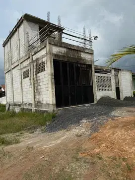 Di GADAIKAN rumah lantai 2