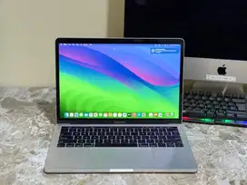 Macbook pro touchbar 13inch i5 8/128