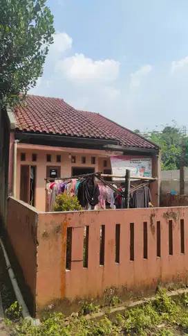 Dijual Murah, rumah siap huni, ada laundry,SHM, 15mnt dri stasiun bjg