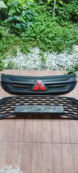 Grill All new Pajero Dakkar th 17,18,19