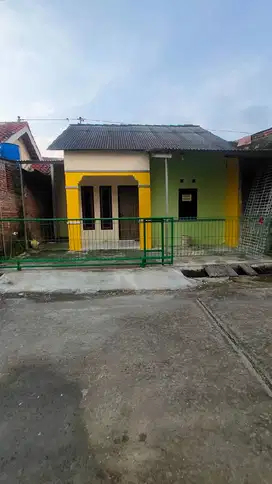 Dikontrakan Rumah siap pakai baru direnovasi