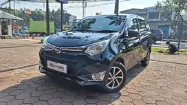 DP Rendah  6JT Daihatsu Sigra 1.2 R Bensin-AT 2019 Hitam