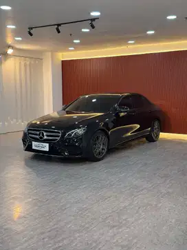 Mercedes Benz E300 AMG W213 2017 Pakai 2018 Odo 24 Ribu Record Garansi