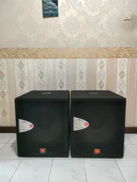 Speaker JBL Subwoofer JRX118S