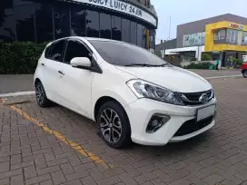 HARGA MURAH!! DAIHATSU SIRION AT MATIC 2019 PUTIH