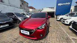 MAZDA 2 1.5 SKYACTIV BENSIN - AT 2016