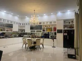 RUMAH SIAP HUNI 2 LANTAI DI SAN ANTONIO, PAKUWON CITY, FURNISHED