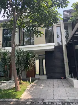 Rumah Northwest Lake 2 Lantai STRATEGIS, PLN 2200 W