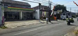 MURAH, Tempat Usaha Nol Jalan Raya Menganti