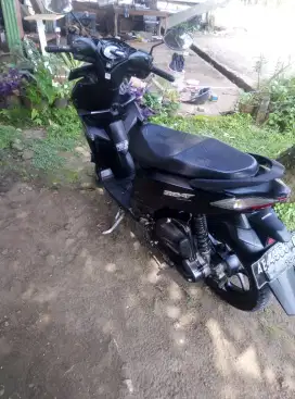 Dijual Beat2021 tipe beat Delux
surat komplit STNKBPKB plat AE Magetan