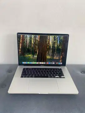 MacBook Pro 2019 i7 RAM 16GB SSD 512GB 16 MINUS DENT