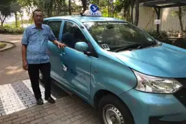 Driver supir sopir taxi bluebird
