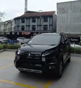 XPANDER CROSS CVT