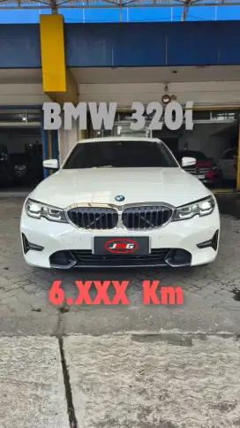 BMW 320i 2022 LOW KM 6Rb