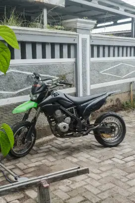 Klx/D-Tracker 150 2011