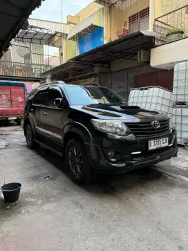 Fortuner TRD VNT diesel automatic 2013 pemakaian 2014