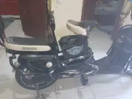 Bismilah jual ceapat sepedah listrik mulus