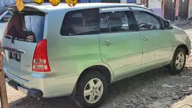 Toyota Kijang Innova 2006 Bensin