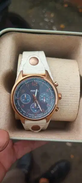 Jam fossil ori ME-1063