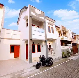 Rumah  Bagus Murah di Gentan Sukoharjo