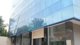 Gedung Kantor 5 Lantai Di Pegangsaan Menteng Jakarta Pusat