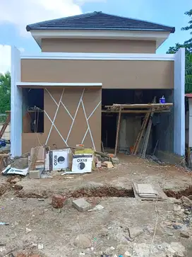 Rumah murah siap huni shm 2kt 1km 1 garasi  mobil cash murah