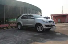 Istimewa Fortuner VNT diesel automatic Tahun 2012