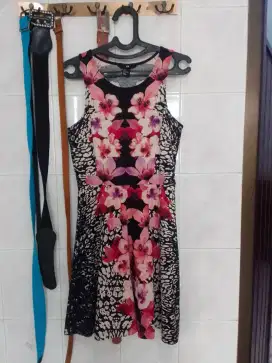 PRELOVED. DRESS BUNGA H&M