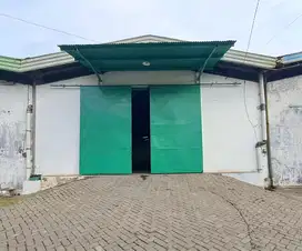 Disewakan Gudang Margomulyo Permai Surabaya. Siap Huni Baru Renovasi.