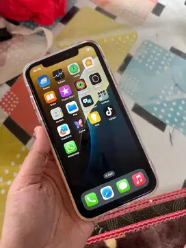 IPHONE XR 128gb inter