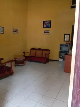 Di Jual Rumah 2 Lantai Standar Di Margahayu Raya