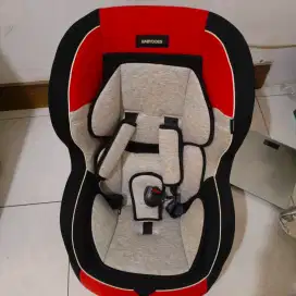 Preloved Baby does seat car