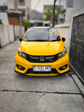 Brio RS Urbanite CVT Automatic