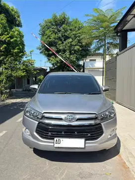 Innova Reborn V Bensin Matic 2018 KM 20 rb
