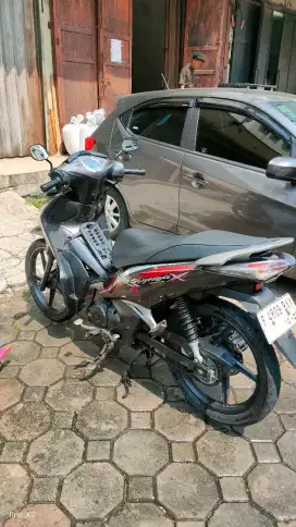 Di jual supra x 125