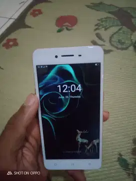 dijual hp oppo A37 Ram 2/16 msh bagus dn Normal banget