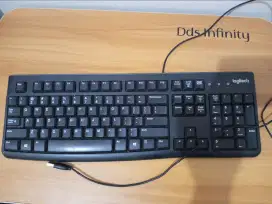 Keyboard Logitech USB