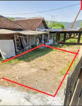 Tanah Piyungan Jl Wonosari km 12 dekat kelurahan Srimulyo