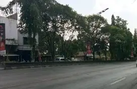 Dijual Pekarangan dibawah harga di slamet riyadi solo