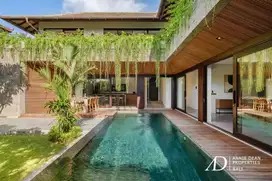 FREEHOLD MODERN VILLA WITH COMMERCIAL SHOP SPACE IN CANGGU