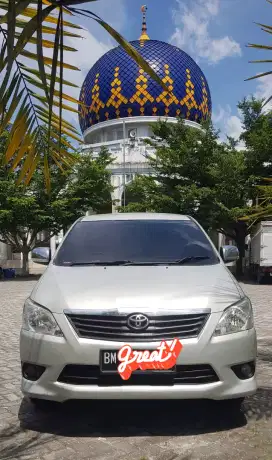 DIJUAL TOYOTA KIJANG INNOVA 2.0 V A/T TAHUN 2005
