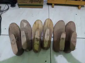 Sholast cetakan sepatu boots sulas