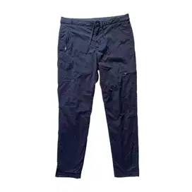 UNIQLO MEN’S NYLON WARM LINED OUTDOOR PANTS - NAVY (32)