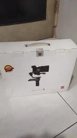 Gimbal stabilizer dibawah 3juta zhiyun weebill s cr110