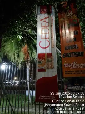 jasa pasang spanduk baliho umbul umbul T banner stiker DLL