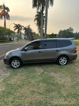 Nissan Grand livina 2013 Bensin